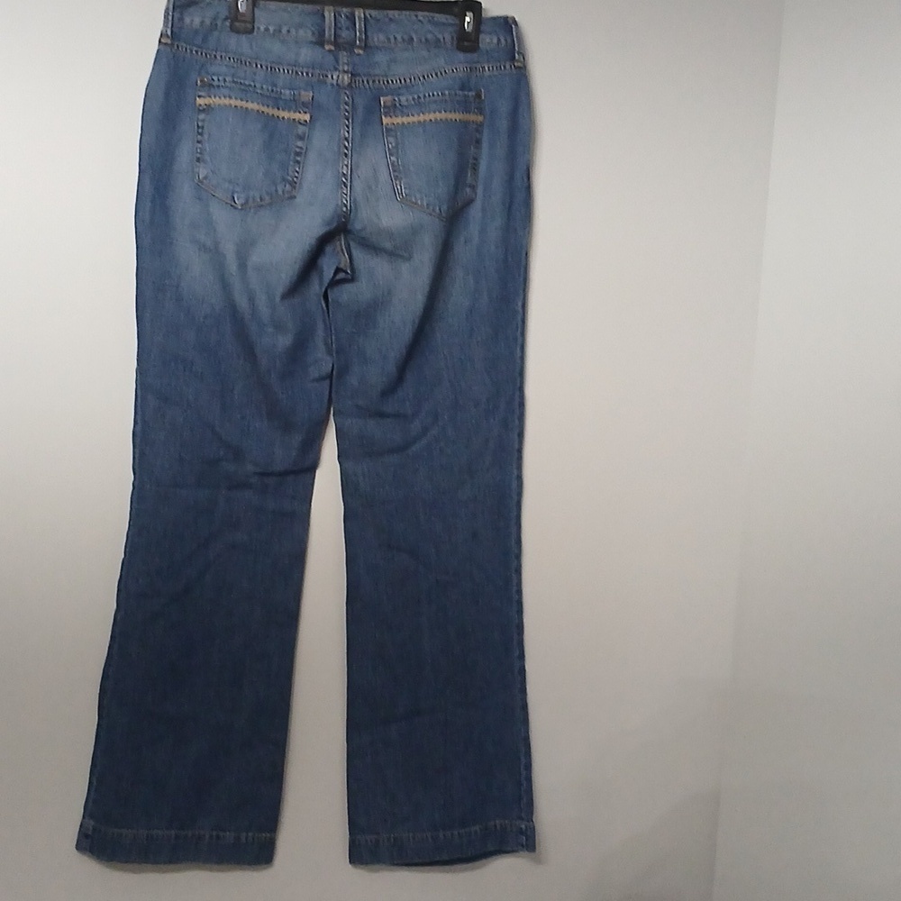 Eddie Bauer Women's Blue Jeans, Gentle Used SZ 10, Straight Leg - Picture 3 of 8
